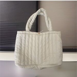 Universal Thread Pale Green Large Quilted Tote Bag ✨ Brand New ✨